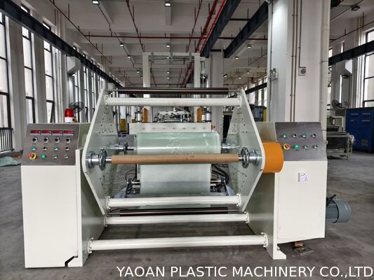 低温熱溶融粘着用 ツイン/シングルスクリュー配置の足のパフ生産機器 200-700kg/hrの容量のある熱プラスチックシート機械