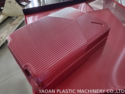 堅いトロリー箱を作るための機械高出力の4つの層のPCの荷物シートの放出